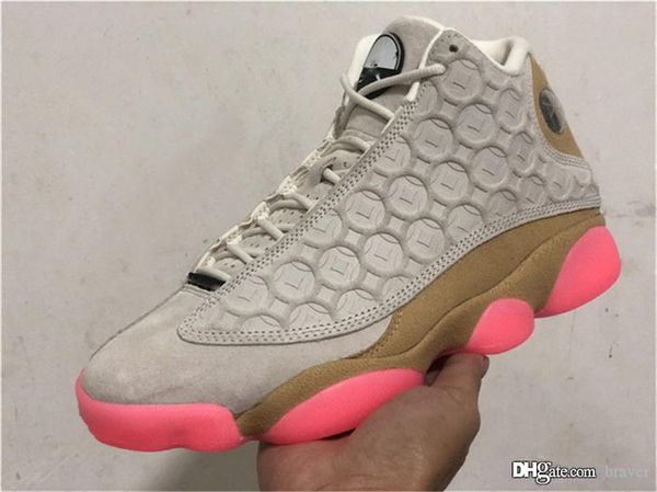 2020 authentic air 13 cny chinese new year retro basketball shoes man 4914jordan black digital pink club gold real carbon fiber cw4409-100
2020 authentic air 13 cny chinese new year retro basketball shoes man 4914jordan black digital pink club gold real carbon fiber cw4409-100