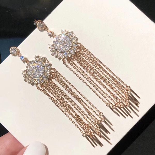 2020 high fashion long dangle earrings925 sterling silver fine jewelry for women tassels earrings rose gold color, Golden;silver
2020 high fashion long dangle earrings925 sterling silver fine jewelry for women tassels earrings rose gold color, Golden;silver