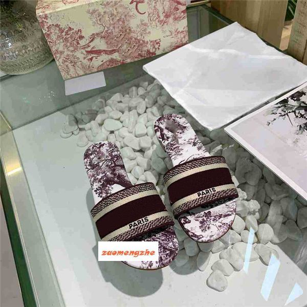 wholesale dazzle flowers slippers woman beach alphabet slippers designer rough sandals knitted cloth embroidery woman shoes, Black
wholesale dazzle flowers slippers woman beach alphabet slippers designer rough sandals knitted cloth embroidery woman shoes, Black