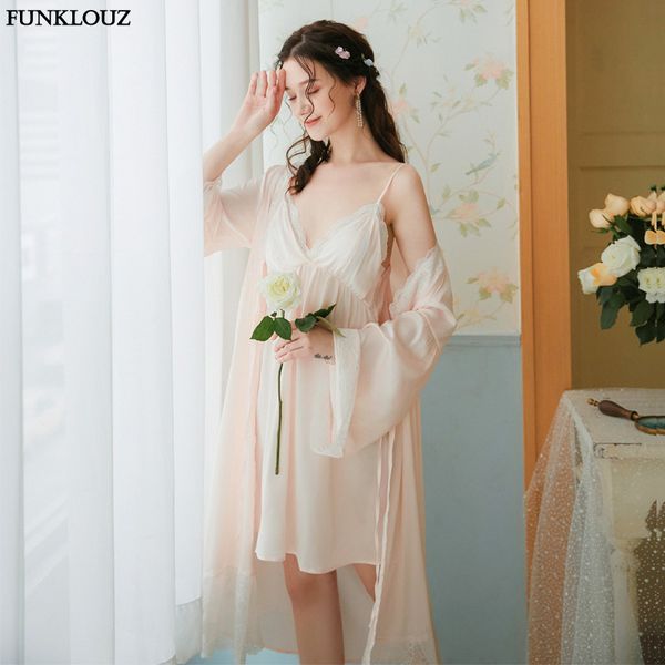 sexy suspender nightdress robe set двухсекционный пижама женская ice шелковый шнурок главная simulation шелковый nightgown пижамы robe, Black;red
sexy suspender nightdress robe set двухсекционный пижама женская ice шелковый шнурок главная simulation шелковый nightgown пижамы robe, Black;red