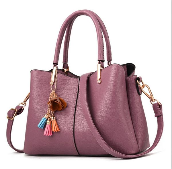 2019 new fashion designer ladies portable crossbody bag middle-aged and old women's bag atmospheric casual shoulder bag ing
2019 new fashion designer ladies portable crossbody bag middle-aged and old women's bag atmospheric casual shoulder bag ing