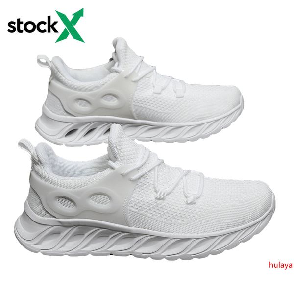 new mens running shoes triple black fashion platform sneaker running men women designer men women sports sneakers size 39-44
new mens running shoes triple black fashion platform sneaker running men women designer men women sports sneakers size 39-44