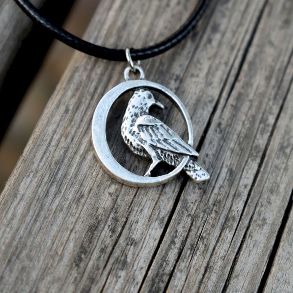 10pcs animal charm bird pendant crow raven necklace spirit totem, Silver 
10pcs animal charm bird pendant crow raven necklace spirit totem, Silver