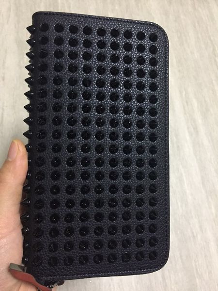 2020long style panelled spiked clutch women's patent leather mixed color rivets bag clutches lady long purses with spikes, Red;black
2020long style panelled spiked clutch women's patent leather mixed color rivets bag clutches lady long purses with spikes, Red;black