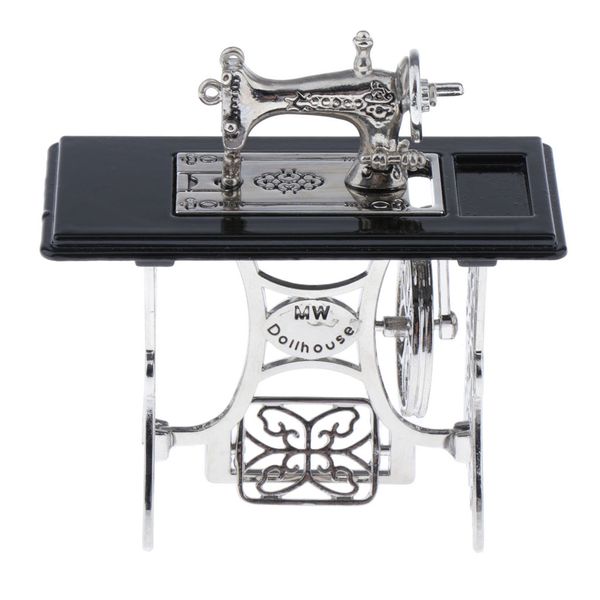 1/12 dollhouse furniture metal sewing machine model decor toys accessories
1/12 dollhouse furniture metal sewing machine model decor toys accessories