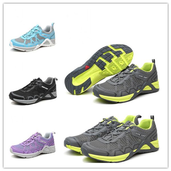couple forest beach road shock absorber buffer breathable super running flying line technology men and women designer running s
couple forest beach road shock absorber buffer breathable super running flying line technology men and women designer running s