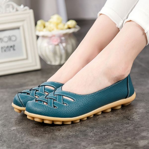 new women casual flat shoes woman round toe ballet flats loafers peas fashion hollow slip on boats soft lazy shoes, Black
new women casual flat shoes woman round toe ballet flats loafers peas fashion hollow slip on boats soft lazy shoes, Black
