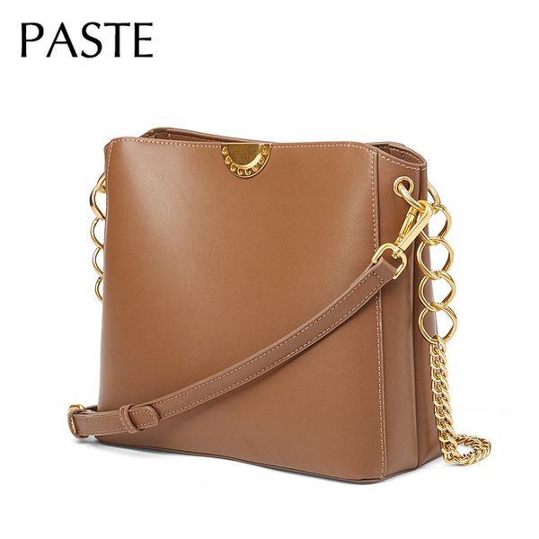 2020 ins genuine cow leather bucket bag small chain shopping daily shoulder messenger bag ladies crossbody
2020 ins genuine cow leather bucket bag small chain shopping daily shoulder messenger bag ladies crossbody