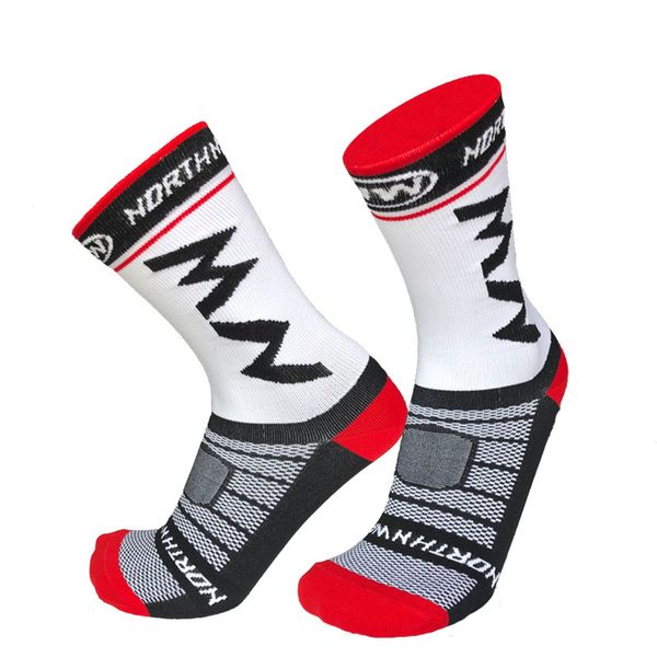 2018 professional brand sport socks breathable road bicycle socks outdoor sports racing cycling sock, Black
2018 professional brand sport socks breathable road bicycle socks outdoor sports racing cycling sock, Black