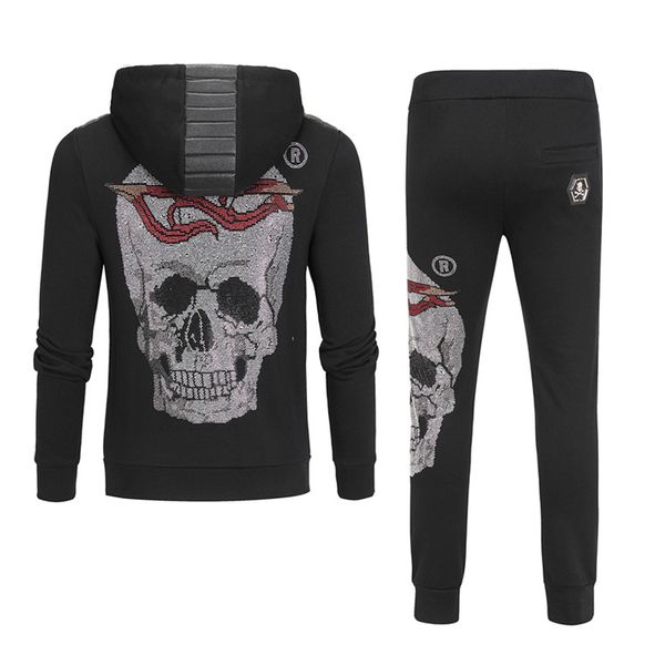 2020 fashion luxury fur sequins panelled brand designer sports wear stripes hoodie jacket+pants pp sports suit running suit size -3xl, Gray
2020 fashion luxury fur sequins panelled brand designer sports wear stripes hoodie jacket+pants pp sports suit running suit size -3xl, Gray