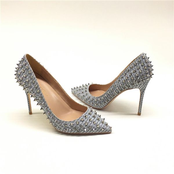 free shipping 2019ss sexy fashion women lady silver spikes Glitter Rivet Poined Toes high heels shoes Wedding pumps Wedding shoes 12cm 10cm
free shipping 2019ss sexy fashion women lady silver spikes Glitter Rivet Poined Toes high heels shoes Wedding pumps Wedding shoes 12cm 10cm