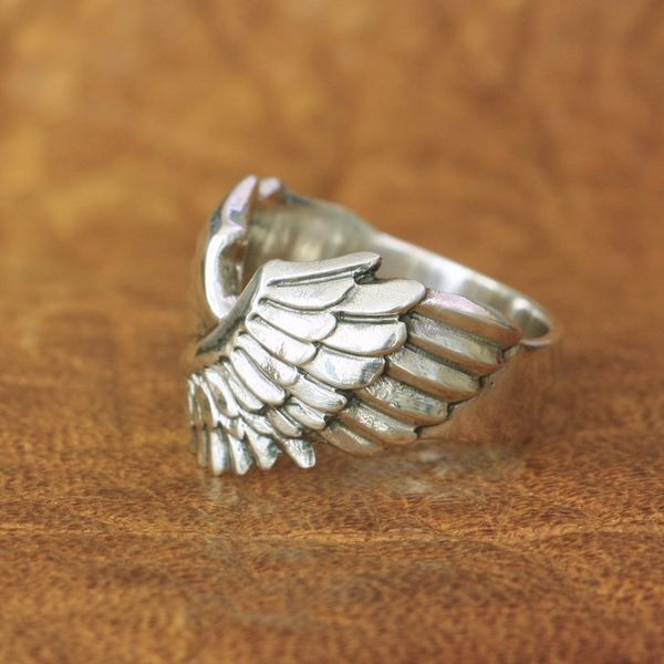 wholesale-925 sterling silver angel wing ring mens biker rock punk ring ta164 us size 7 to 15, Golden;silver
wholesale-925 sterling silver angel wing ring mens biker rock punk ring ta164 us size 7 to 15, Golden;silver