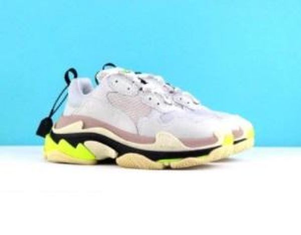 2020 fashion designer women men casual shoes sneakers cushion triple s3.0 combination nitrogen outsole crystal bottom dad casual shoes, Black
2020 fashion designer women men casual shoes sneakers cushion triple s3.0 combination nitrogen outsole crystal bottom dad casual shoes, Black