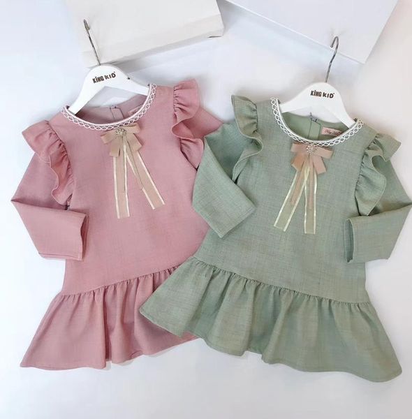 6354 long sleeve ribbons brooch princess baby girl dress new spring party kid dress for girl wholesale children child clothes, Red;yellow
6354 long sleeve ribbons brooch princess baby girl dress new spring party kid dress for girl wholesale children child clothes, Red;yellow