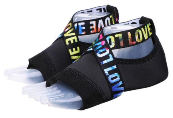 five fingers breathable air yoga socks professional fitness exercise dance binding with soft bottom silicone non-slip yoga shoes, Black;yellow
five fingers breathable air yoga socks professional fitness exercise dance binding with soft bottom silicone non-slip yoga shoes, Black;yellow