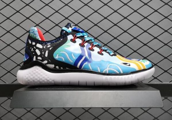 wholesale New Flabjacks X Novo Free Run 2018 RN T-SHIRT Ton Mak Designer white City Graffiti Running Shoes Sport Men Women Sneakers
wholesale New Flabjacks X Novo Free Run 2018 RN T-SHIRT Ton Mak Designer white City Graffiti Running Shoes Sport Men Women Sneakers