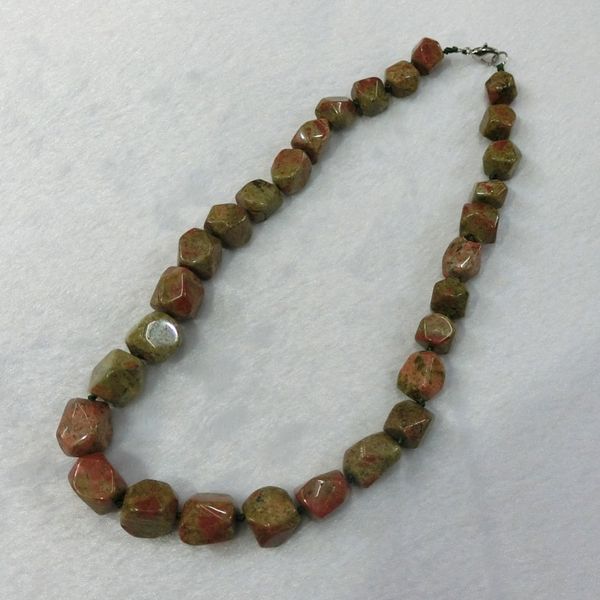6pcs/lot natural quartz stone unakite aventurine colorful choker necklace irregular string energy beaded necklace collar free, Silver
6pcs/lot natural quartz stone unakite aventurine colorful choker necklace irregular string energy beaded necklace collar free, Silver