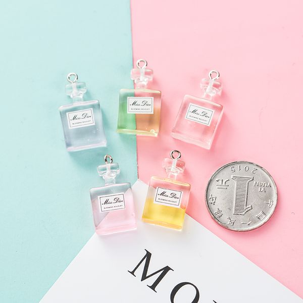 10pcs kawaii resin fashion perfume bottle charms for jewelry making diy keychain accessories decoration neckalce earring charm, Bronze;silver
10pcs kawaii resin fashion perfume bottle charms for jewelry making diy keychain accessories decoration neckalce earring charm, Bronze;silver
