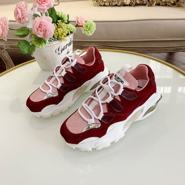 2019 black chain reaction luxury de igner hoe white floral men women hoe now leopard leather fa hion ca ual neaker wl1708
2019 black chain reaction luxury de igner hoe white floral men women hoe now leopard leather fa hion ca ual neaker wl1708