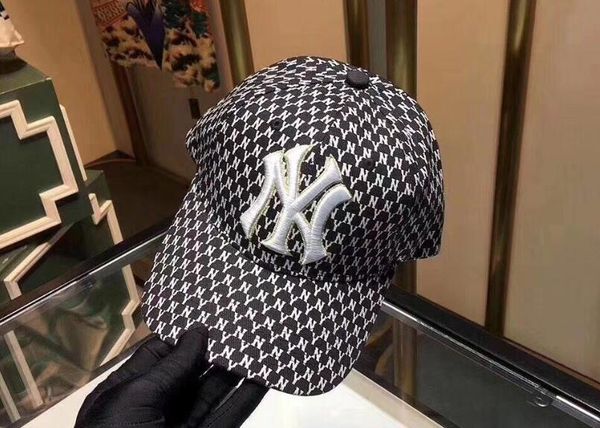ball hats for women and men brand snapback baseball cap fashion sport football designer2020, Blue;gray
ball hats for women and men brand snapback baseball cap fashion sport football designer2020, Blue;gray