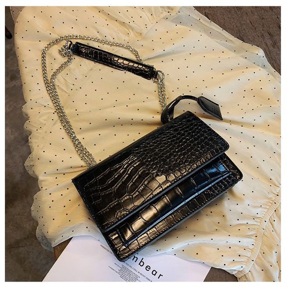 2020 new fashion fish pattern chain diagonal bag ladies tide bags light luxury women's shoulder bags wholesale
2020 new fashion fish pattern chain diagonal bag ladies tide bags light luxury women's shoulder bags wholesale