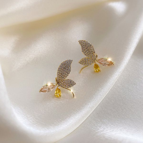 fashion women earrings 2020 exquisite butterfly crystal rhinestone stud earrings for women jewelry elegant statement girl gift, Golden;silver
fashion women earrings 2020 exquisite butterfly crystal rhinestone stud earrings for women jewelry elegant statement girl gift, Golden;silver