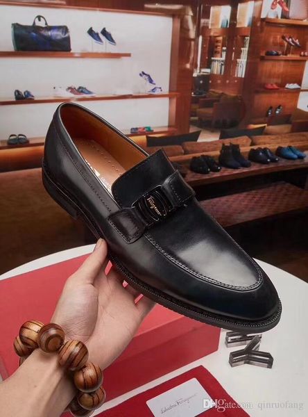 2 colour new designer classic men luxury shoes red mens wedding shoes office shoes grey men s size 8-5 with box, Black
2 colour new designer classic men luxury shoes red mens wedding shoes office shoes grey men s size 8-5 with box, Black