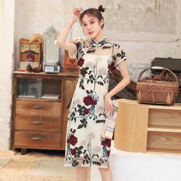 2020 new summer embroidered cheongsam dresses young models retro girls elegant new style national trend chinese style change, Red
2020 new summer embroidered cheongsam dresses young models retro girls elegant new style national trend chinese style change, Red
