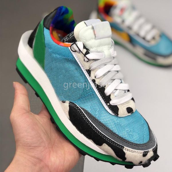 2020 mens ldv waffle daybreak chunky dunky ice cream milk men women running shoes trainers outdoor sports sneakers size 36-45
2020 mens ldv waffle daybreak chunky dunky ice cream milk men women running shoes trainers outdoor sports sneakers size 36-45