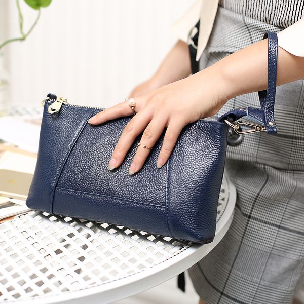 genuine leather crossbody bags for women clutch bag luxury messenger handbag fashion lady totes shoulder bag female party purse
genuine leather crossbody bags for women clutch bag luxury messenger handbag fashion lady totes shoulder bag female party purse