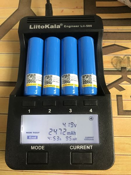 18650 stability 18650 battery 3.7v 2200mah capacity lithium battery rechargeable 18650 battery for car / toy / flashlight / machine
18650 stability 18650 battery 3.7v 2200mah capacity lithium battery rechargeable 18650 battery for car / toy / flashlight / machine