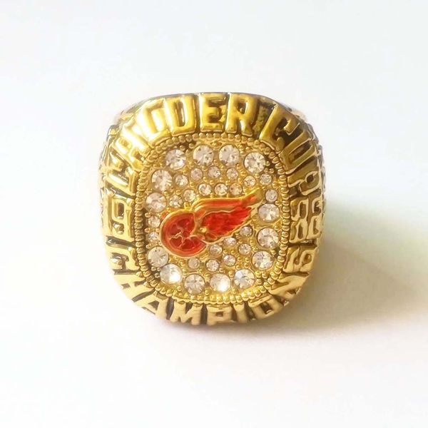 1986 detroit red wings (smith) чемпионат кубок стэнли хоккейный кольцо на заказ большой размер 11 спорт кольца мода спорт ювелирные изделия, Golden;silver
1986 detroit red wings (smith) чемпионат кубок стэнли хоккейный кольцо на заказ большой размер 11 спорт кольца мода спорт ювелирные изделия, Golden;silver