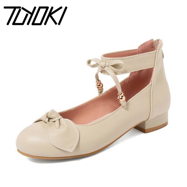 tuyoki plus size 30-46 flat shoes for ladies fashion bowknots pu leather shoes women sweet round toe back zipper footwear, Black
tuyoki plus size 30-46 flat shoes for ladies fashion bowknots pu leather shoes women sweet round toe back zipper footwear, Black