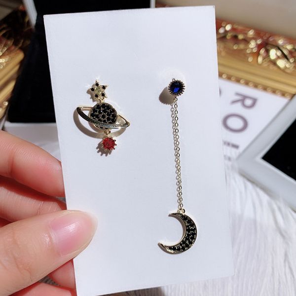 High quality special designer trendy fashion asymmetry cute star moon ufo diamond long pendant drop stud earrings for woman girls
High quality special designer trendy fashion asymmetry cute star moon ufo diamond long pendant drop stud earrings for woman girls