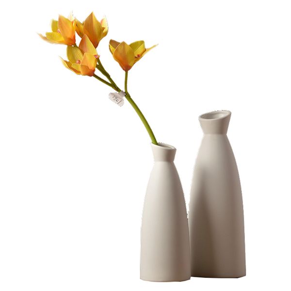 modern minimalist study room creative living room ceramic vase for decoration white ceramic flower inserted household decor vase
modern minimalist study room creative living room ceramic vase for decoration white ceramic flower inserted household decor vase