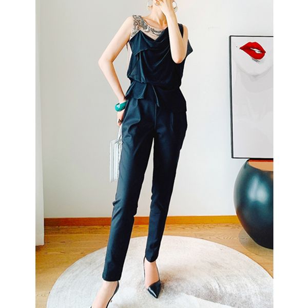 women's pants & capris spring and summer 2021 embroidered beaded double layer silk leggings harun cropped jumpsuit, Black;white
women's pants & capris spring and summer 2021 embroidered beaded double layer silk leggings harun cropped jumpsuit, Black;white