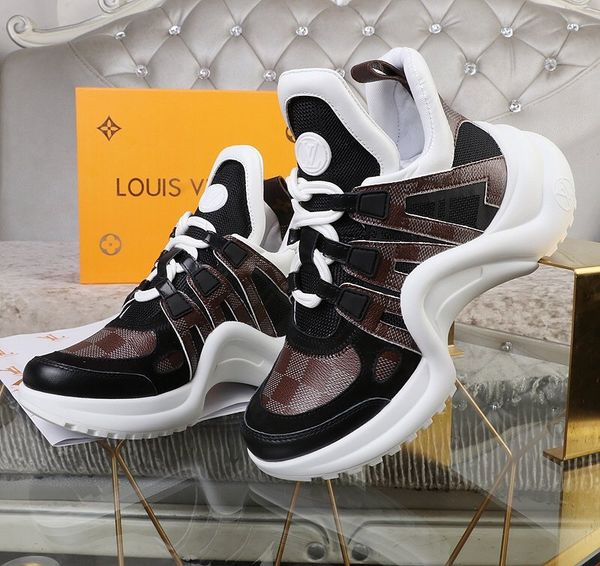 star same style luxury fashiondesigner couple shoes jogging casual shoes outdoor sports basketball shoes triple platform vintage brand bdwa, Black
star same style luxury fashiondesigner couple shoes jogging casual shoes outdoor sports basketball shoes triple platform vintage brand bdwa, Black