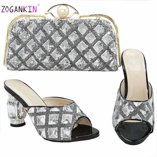 pretty italian women shoes and bag set with shinning crystal 2020 summer afrian lady shoes and bag set for party, Black
pretty italian women shoes and bag set with shinning crystal 2020 summer afrian lady shoes and bag set for party, Black