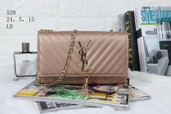 2019 Design Handbag Ladies Brand Totes Clutch Bag High Quality Classic Shoulder Bags Fashion Leather Hand Bags C000213
2019 Design Handbag Ladies Brand Totes Clutch Bag High Quality Classic Shoulder Bags Fashion Leather Hand Bags C000213