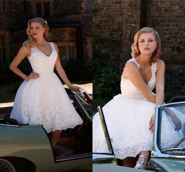 2020 v neck appliqued lace a line boho bridal gown beach garden short wedding dresses vestidos de novia, White
2020 v neck appliqued lace a line boho bridal gown beach garden short wedding dresses vestidos de novia, White