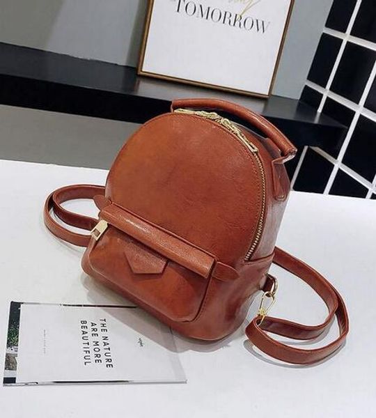 2019 new men women fashion back women pack shoulder bag handbag presbyopic mini backpack messenger bag mobile phonen purse 20cm
2019 new men women fashion back women pack shoulder bag handbag presbyopic mini backpack messenger bag mobile phonen purse 20cm