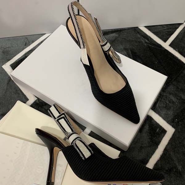 2020 luxurious women high-heeled shoes designer shoes level des chaussures sandals letter bow knot scarpe dress shoes 1.5 6.5 9.5cm, Black
2020 luxurious women high-heeled shoes designer shoes level des chaussures sandals letter bow knot scarpe dress shoes 1.5 6.5 9.5cm, Black