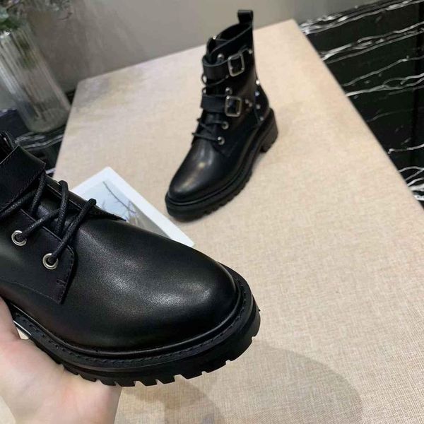 new super fire rivet side zipper black martin boots locomotive round head cowhide leather wear fashion western work boots 35-41
new super fire rivet side zipper black martin boots locomotive round head cowhide leather wear fashion western work boots 35-41