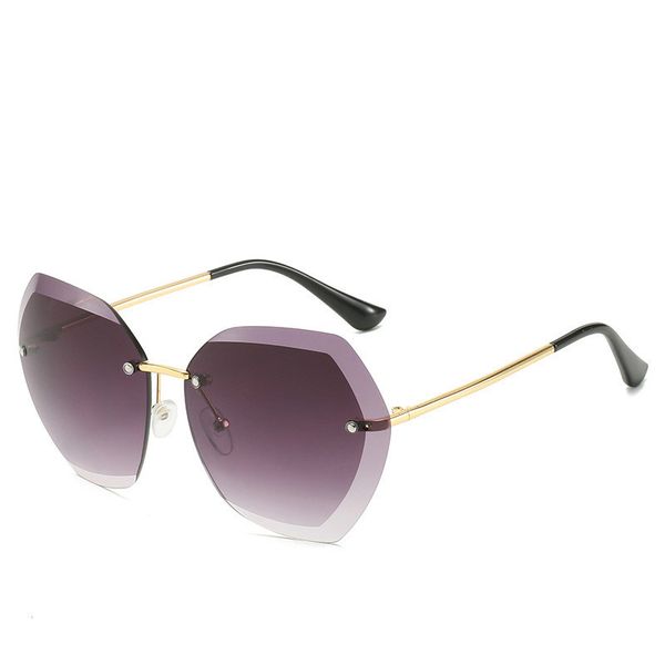 2020 fashion rimless pilot sunglasses women brand design retro vintage cutting lens gradient sun glasses female uv400, White;black
2020 fashion rimless pilot sunglasses women brand design retro vintage cutting lens gradient sun glasses female uv400, White;black