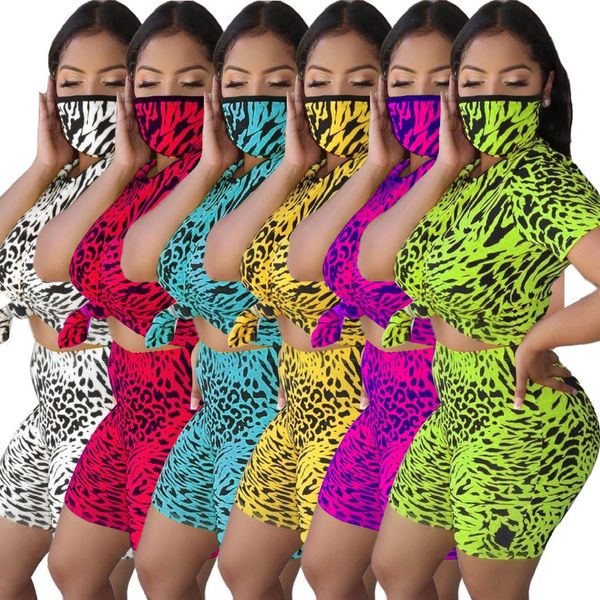 fashion women leopard shorts sets latest three pieces summer short sleeves t shirt with crew neck shorts three-piece tracksuits 2020, Gray
fashion women leopard shorts sets latest three pieces summer short sleeves t shirt with crew neck shorts three-piece tracksuits 2020, Gray