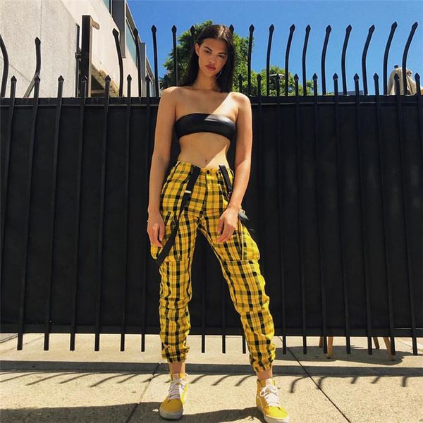 plaid printed pants women cargo pants wint strap pockets street style loose straight fashion womens pants, Black;white
plaid printed pants women cargo pants wint strap pockets street style loose straight fashion womens pants, Black;white