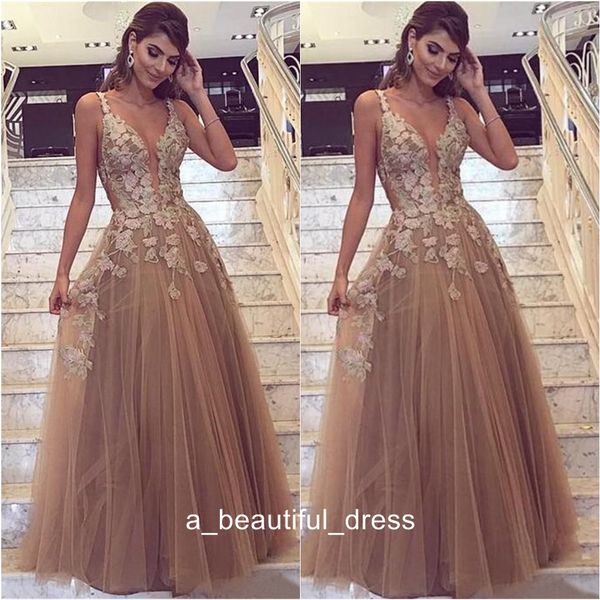 deep v-neck a-line prom dresses appliques lace up back evening dresses vestido de fiesta prom gowns special occasion dresses ed1182, Black;red
deep v-neck a-line prom dresses appliques lace up back evening dresses vestido de fiesta prom gowns special occasion dresses ed1182, Black;red