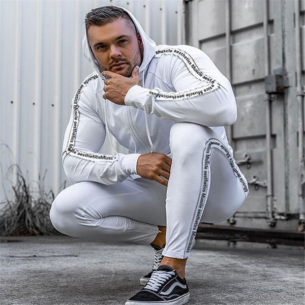 sport tracksuit running autumn brand sporting suit men suit men hoodies sets mens gyms sportswear jogger male tracksuit set, Black;blue
sport tracksuit running autumn brand sporting suit men suit men hoodies sets mens gyms sportswear jogger male tracksuit set, Black;blue
