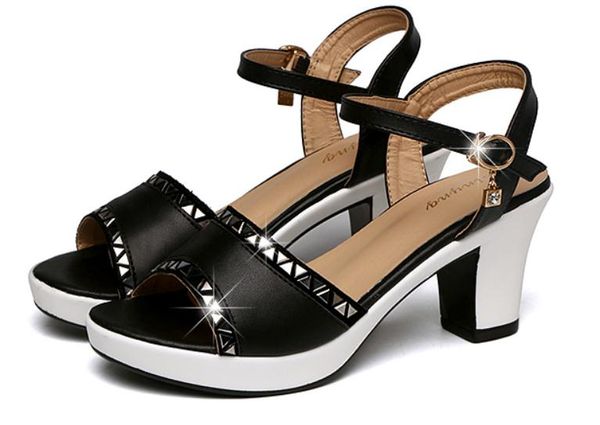 2019 women's sandals in summer with new style middle heel coarse heel waterproof table @2405, Black
2019 women's sandals in summer with new style middle heel coarse heel waterproof table @2405, Black