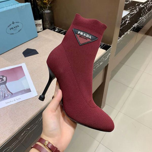 european station short boots women's stiletto high-heeled black boots exquisite spring and autumn 2020 new round head knitted boots
european station short boots women's stiletto high-heeled black boots exquisite spring and autumn 2020 new round head knitted boots